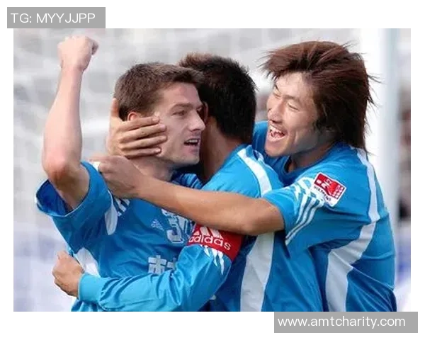 大连足球辉煌时刻:2003年扬戈维奇与西历亚克联手助攻实德大胜八一